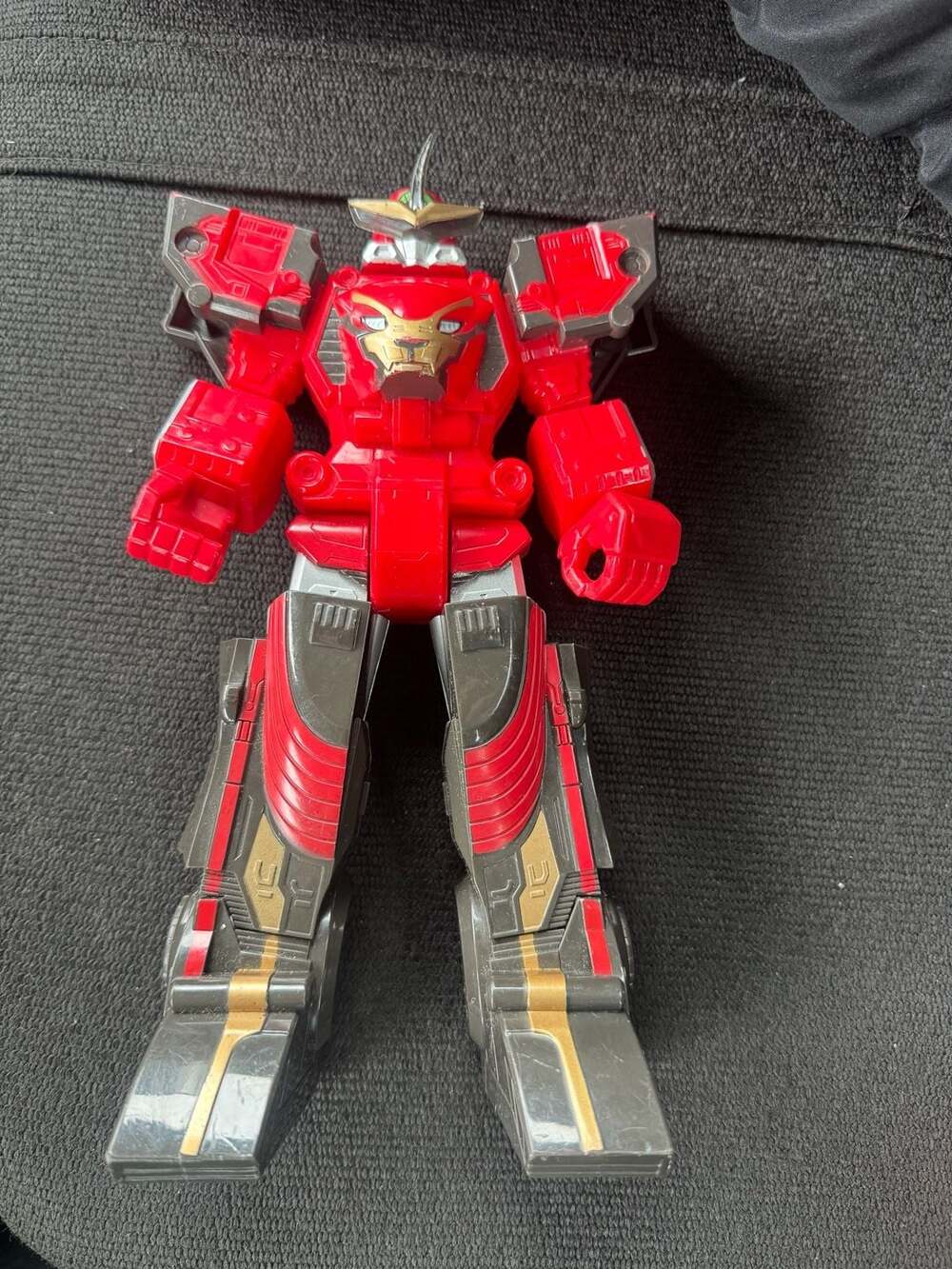 Power Rangers Beast Morphers Beast Racer Zord Action Figure